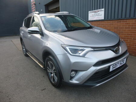 TOYOTA RAV4 2.0 D-4D Business Edition Plus